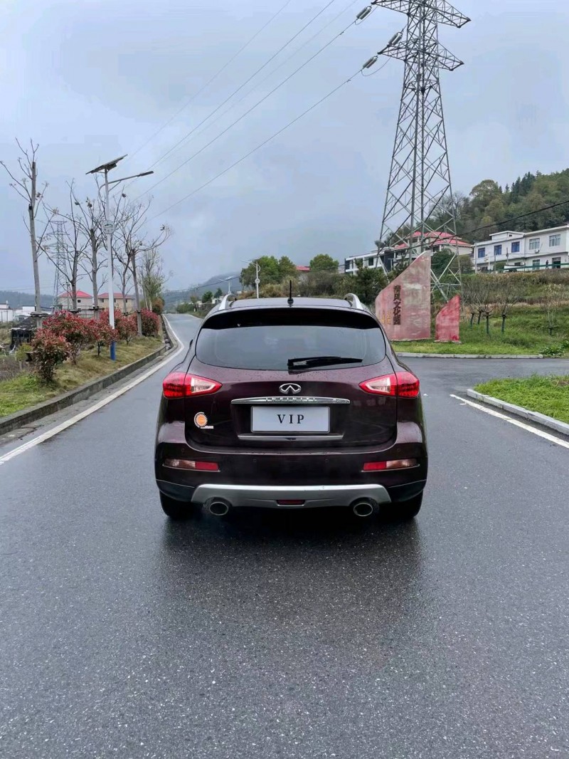 萍乡17年英菲尼迪QX508