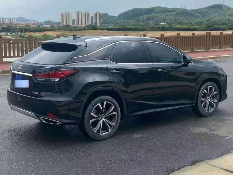 珠海21年雷克萨斯RX9