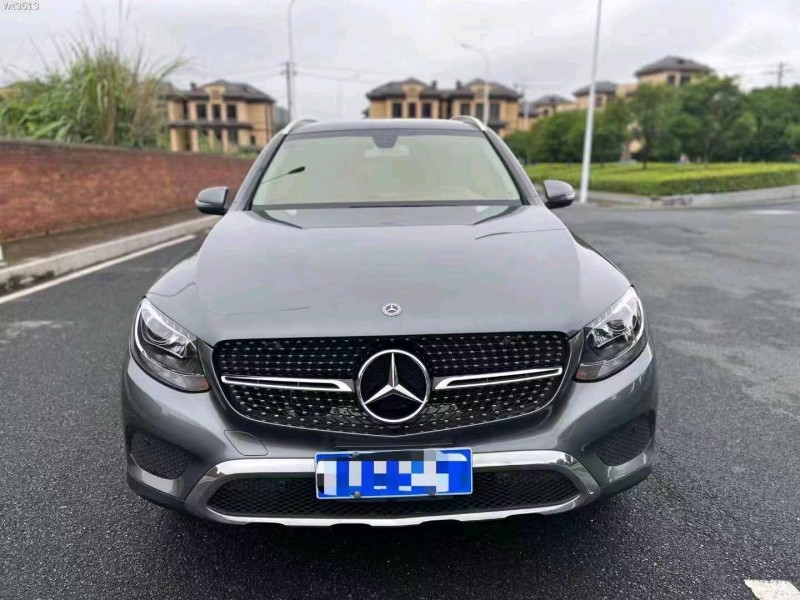 汕头19年奔驰GLC1