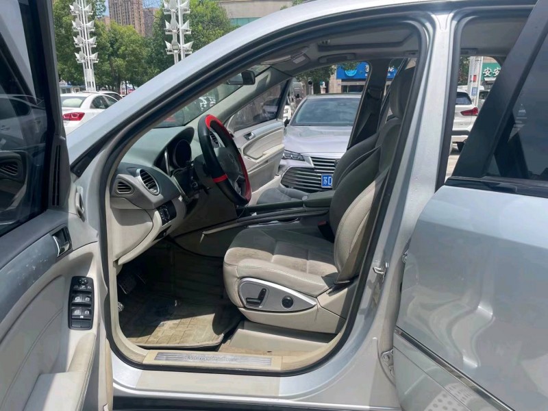 常州09年奔驰ML3