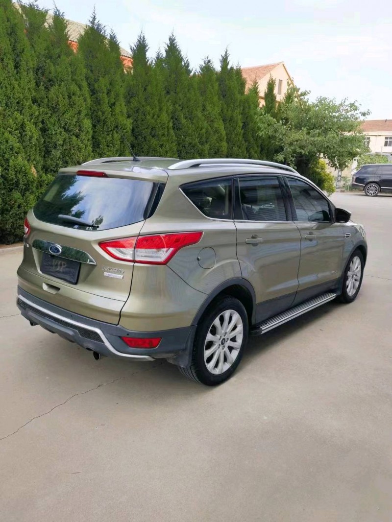 东营16年福特翼虎4