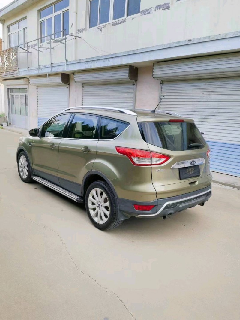 东营16年福特翼虎5