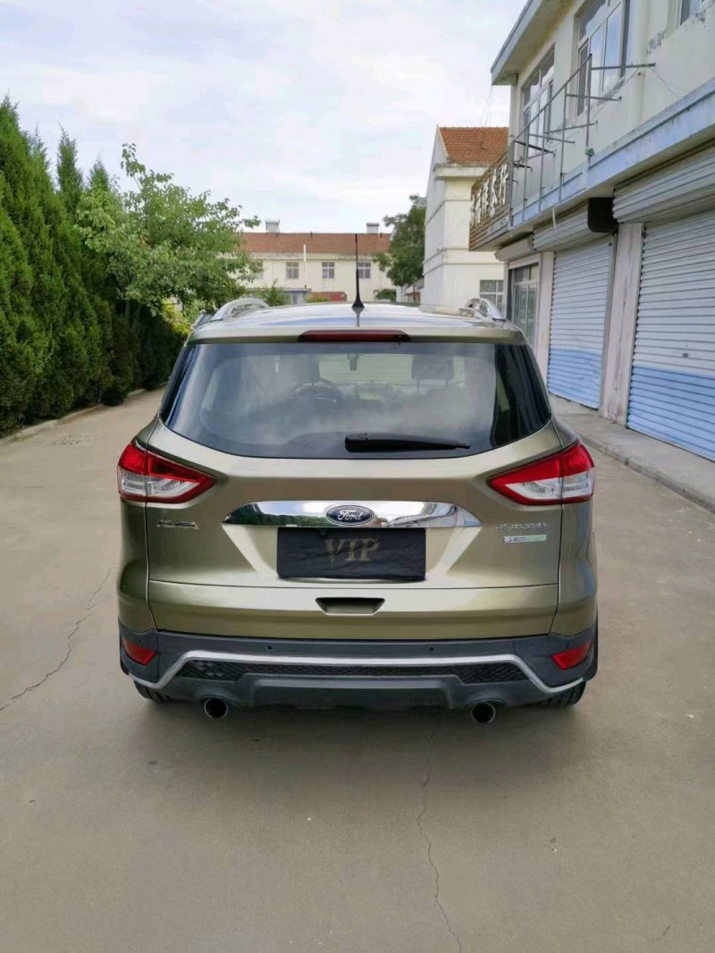 东营16年福特翼虎6