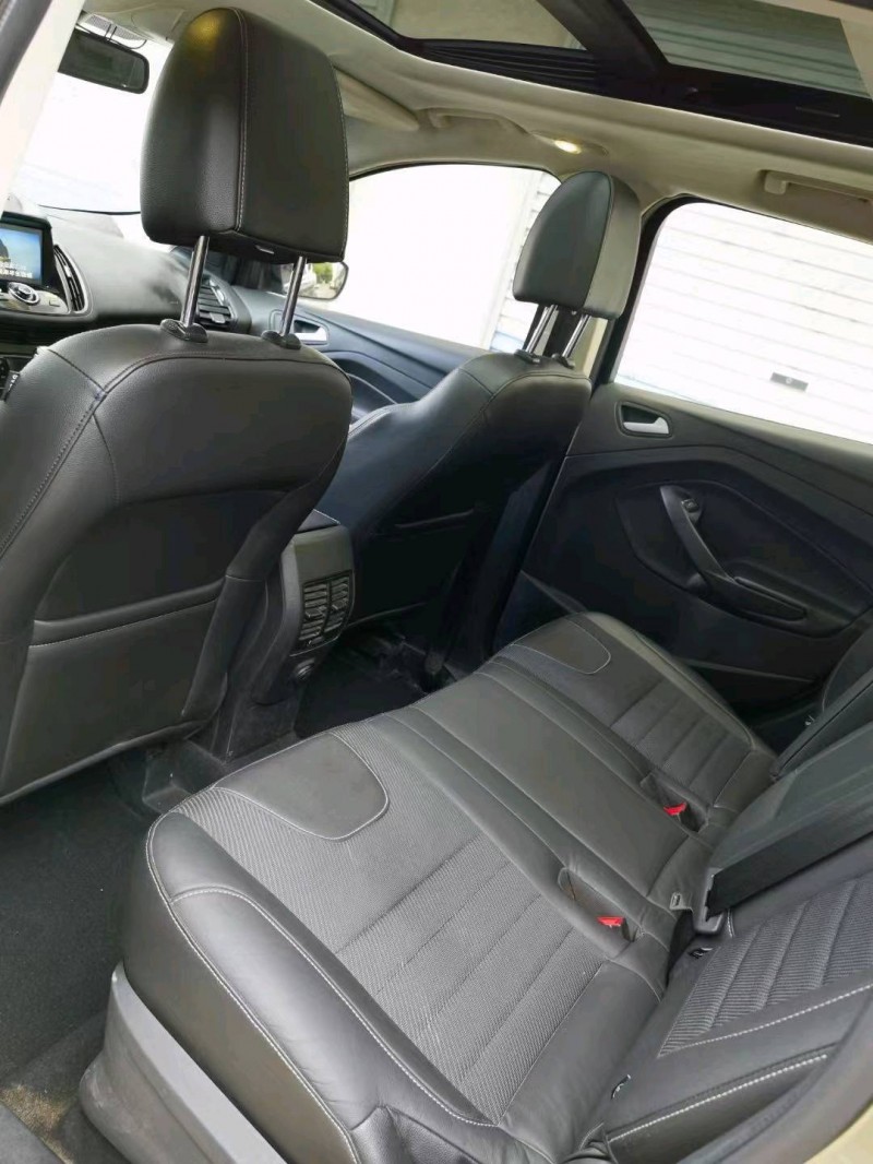 东营16年福特翼虎9