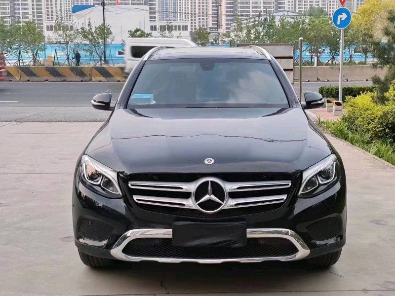 枣庄19年奔驰GLC1