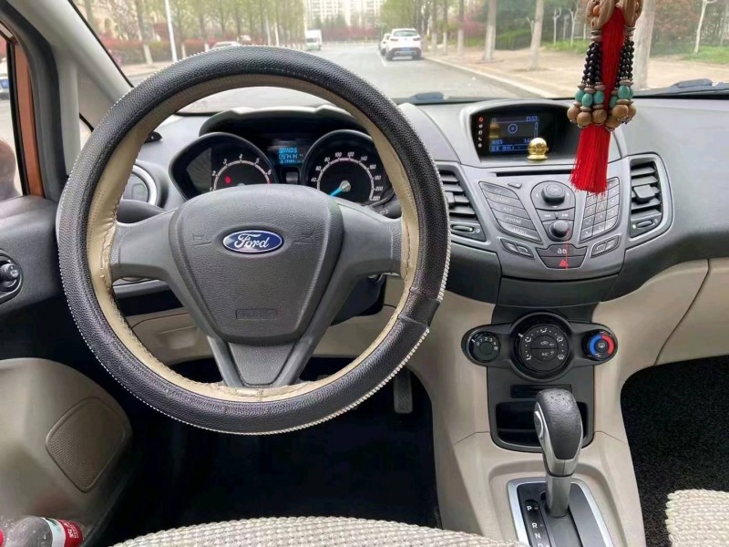 枣庄14年福特嘉年华5