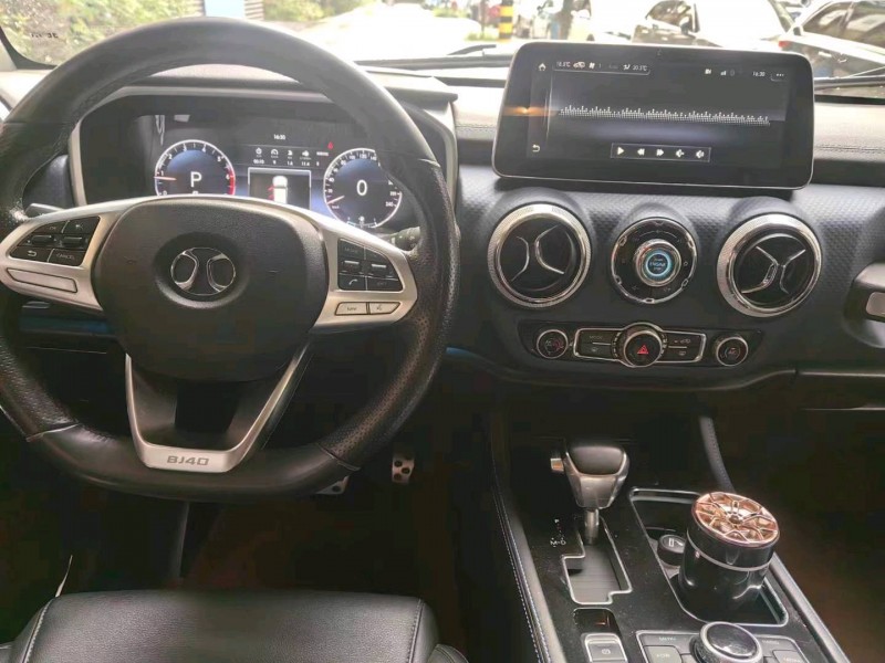 宜昌19年北京BJ404