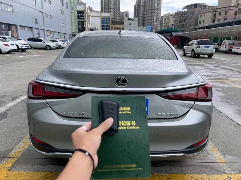 广州19年雷克萨斯ES6