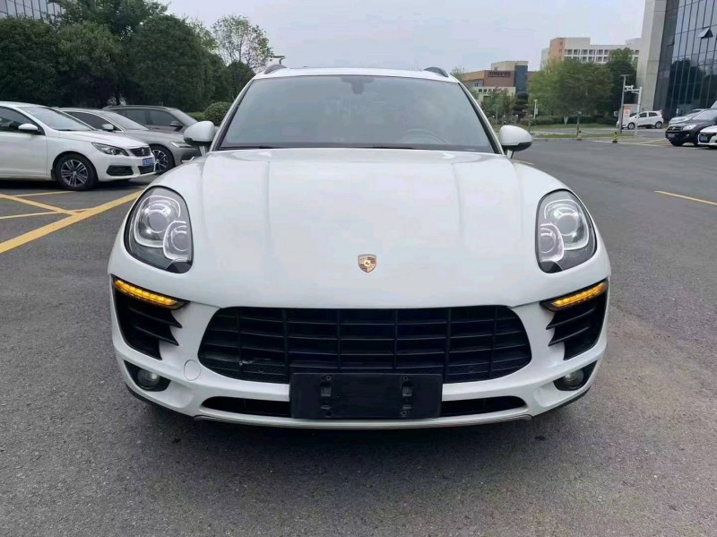 九江15年保時捷Macan1