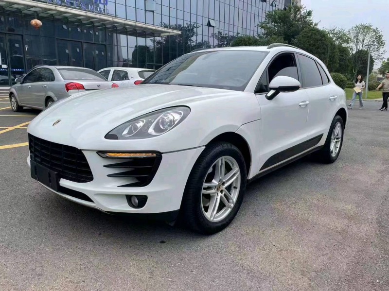 九江15年保時捷Macan3