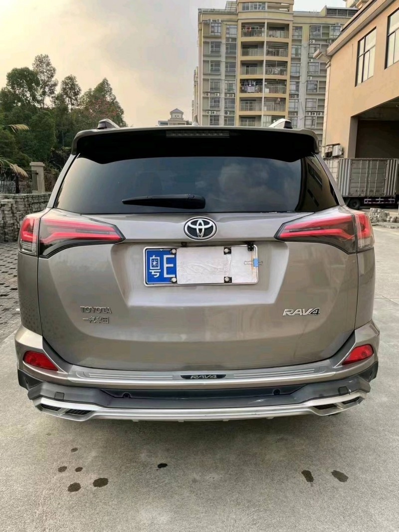 江門16年豐田RAV4榮放9