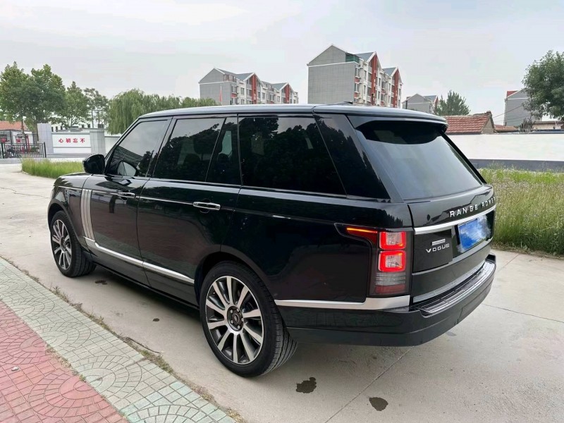 保定14年路虎揽胜行政8