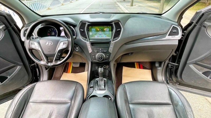 廊坊14年现代新胜达5