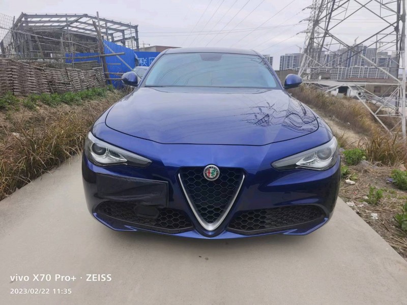 寧波19年阿爾法·羅密歐Giulia1