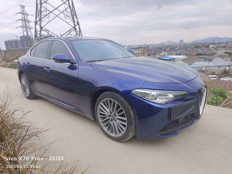 寧波19年阿爾法·羅密歐Giulia2