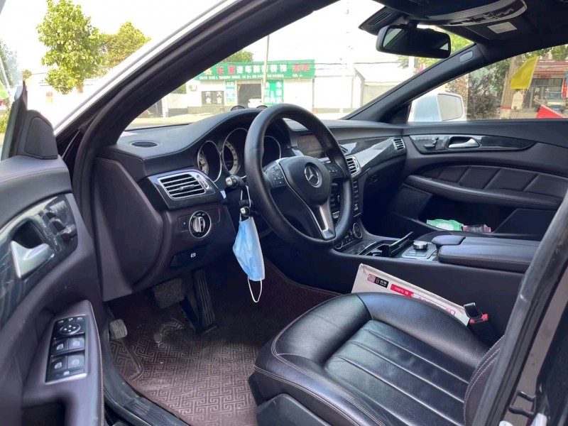 石家庄12年奔驰CLS3