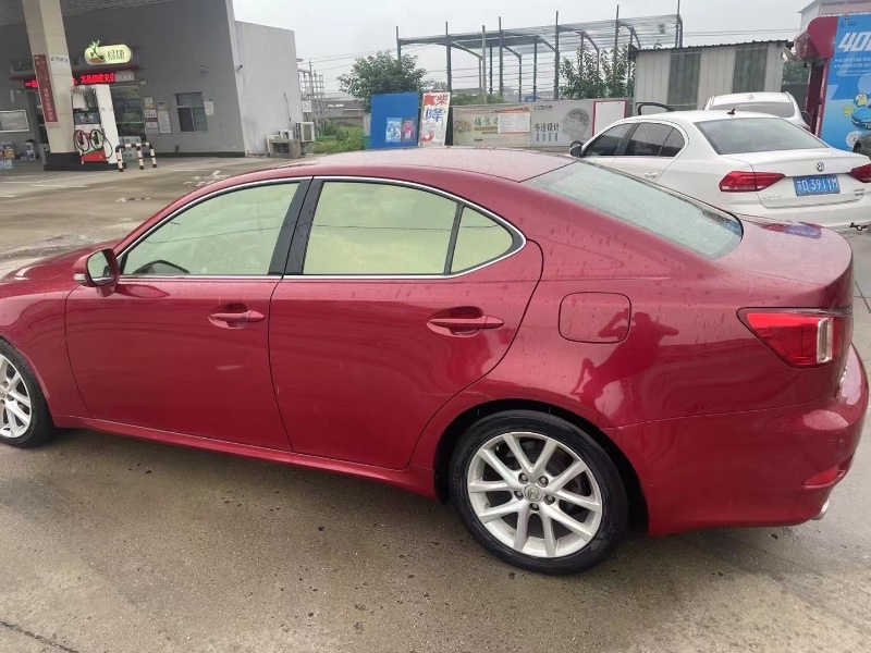 常州12年雷克萨斯IS4