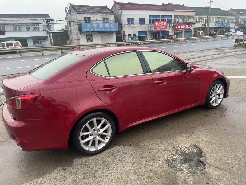 常州12年雷克萨斯IS6