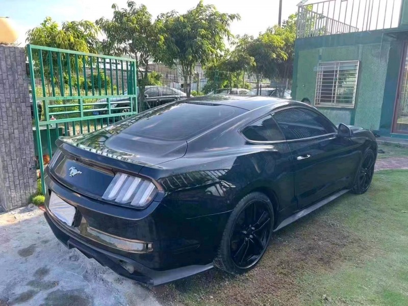 珠海15年福特野马5