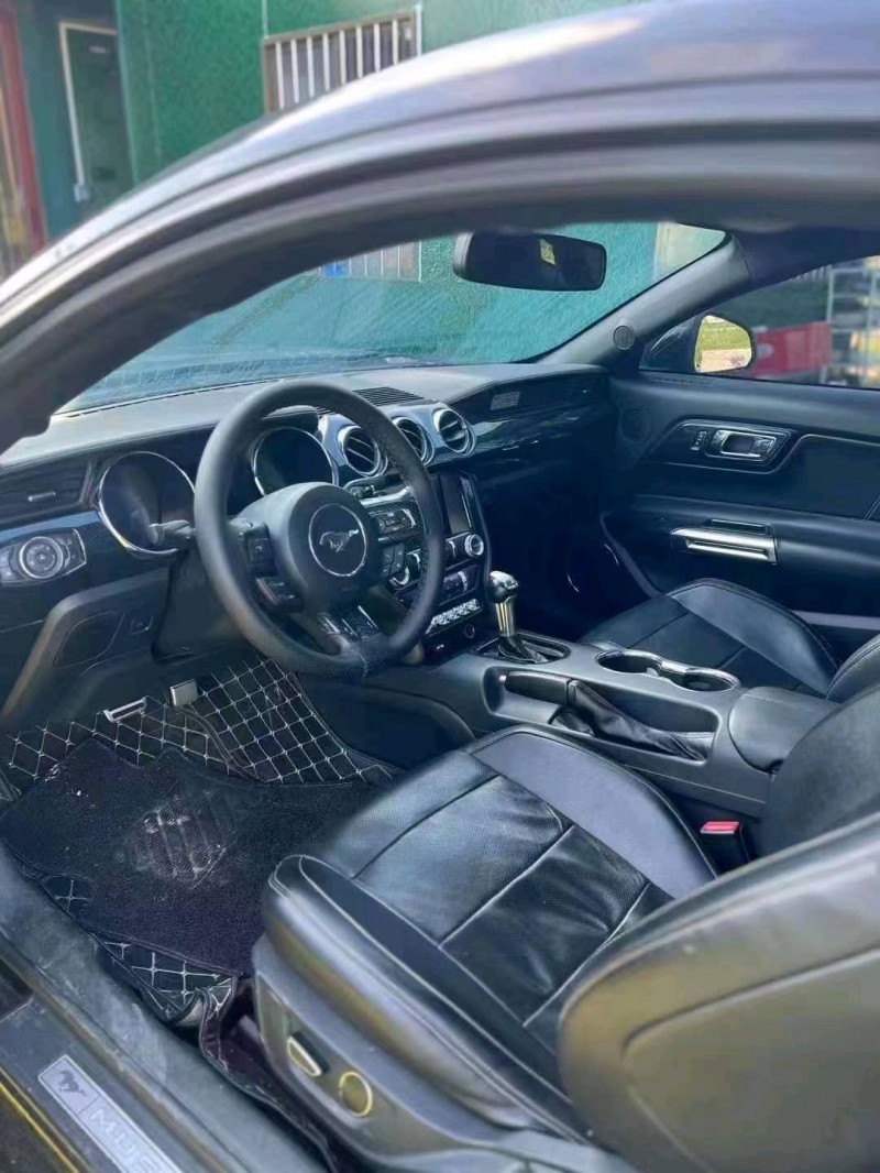 珠海15年福特野马7