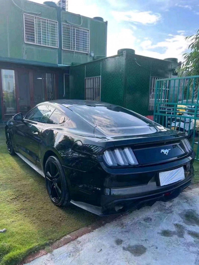 珠海15年福特野马9