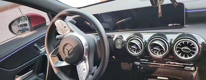 石家庄19年奔驰A4