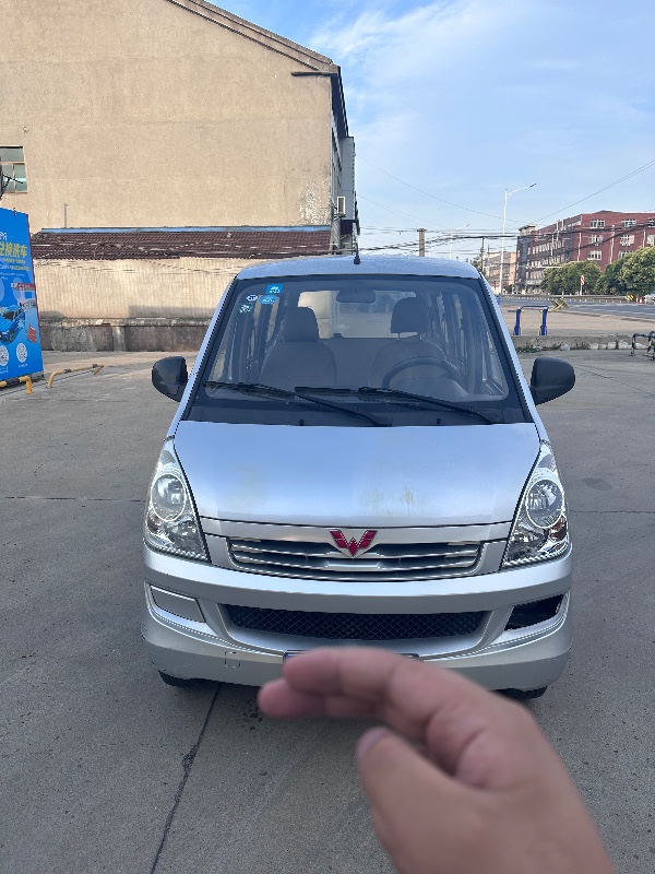 常州18年五菱汽車宏光1