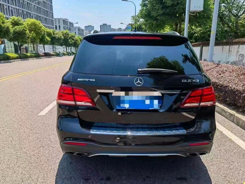 重庆18年奔驰AMG2