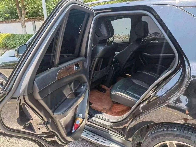 重庆18年奔驰AMG4