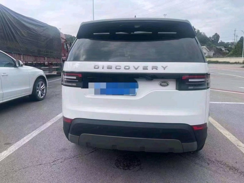 重庆20年路虎发现4