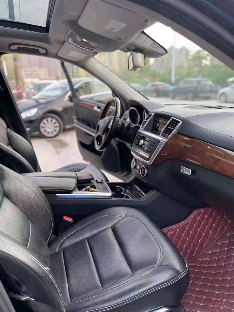 珠海20年奔驰AMG5