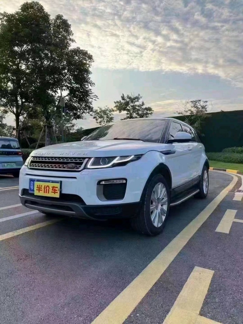 桂林18年路虎極光2