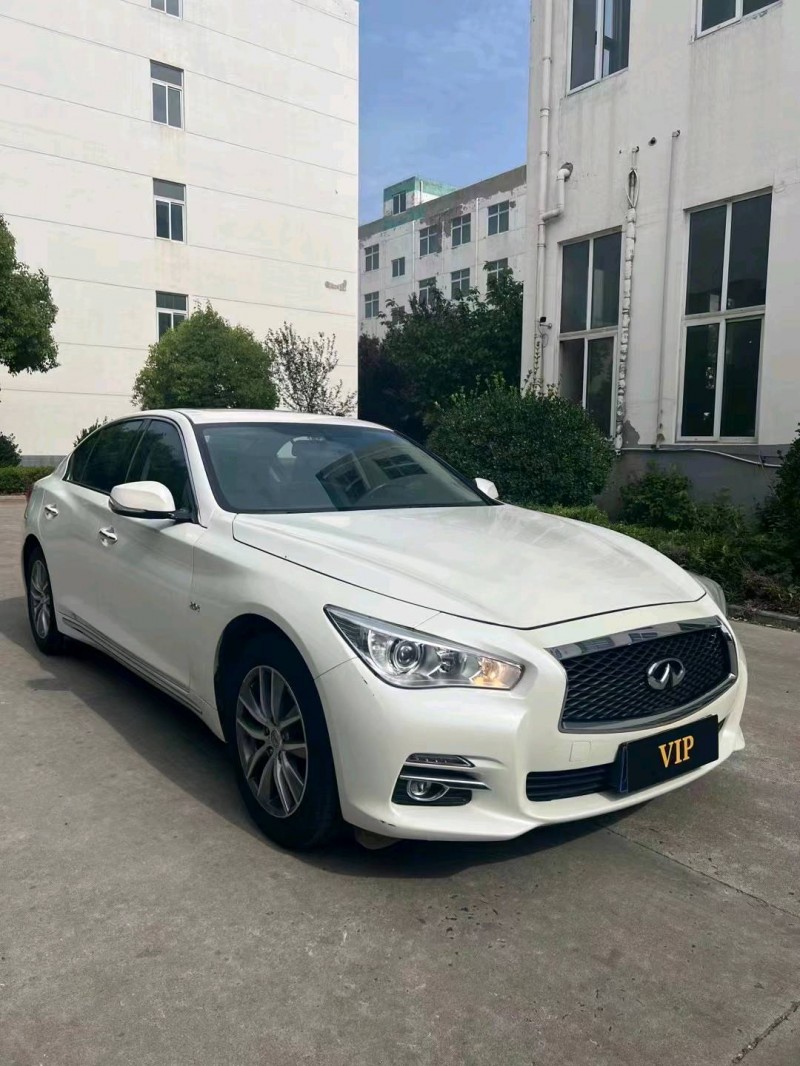 宿迁17年英菲尼迪Q503