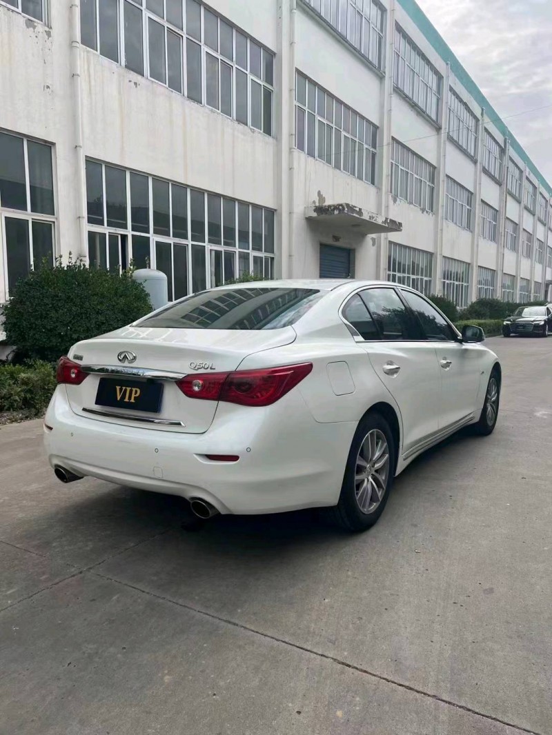 宿迁17年英菲尼迪Q508