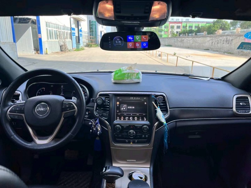 襄陽17年Jeep大切諾基5