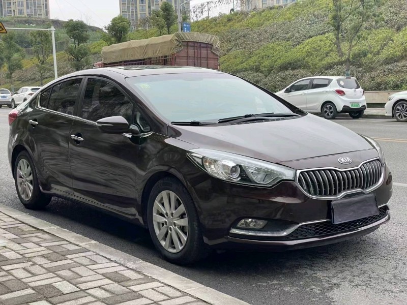 重庆15年起亚K33
