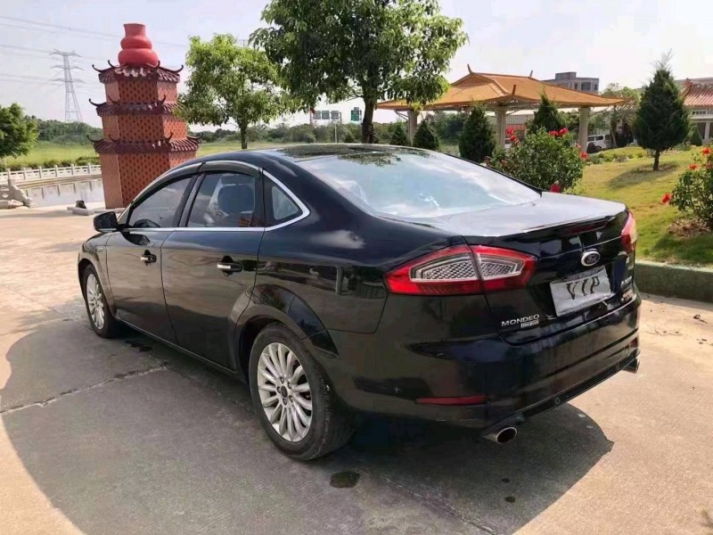 珠海13年福特蒙迪欧-致胜7