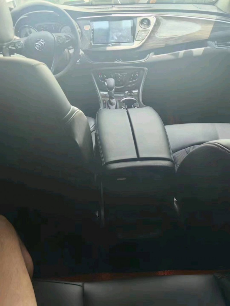 枣庄22年别克昂科威6