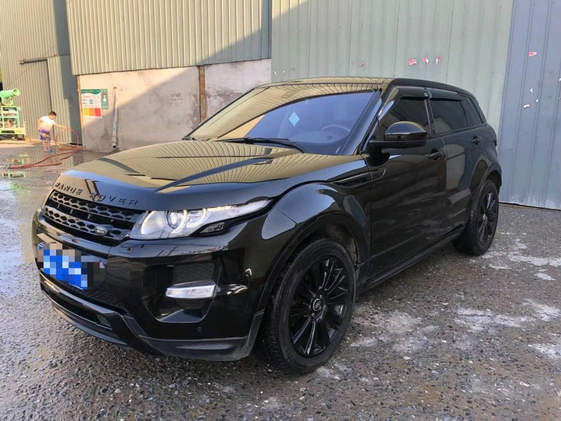 保定15年路虎极光2