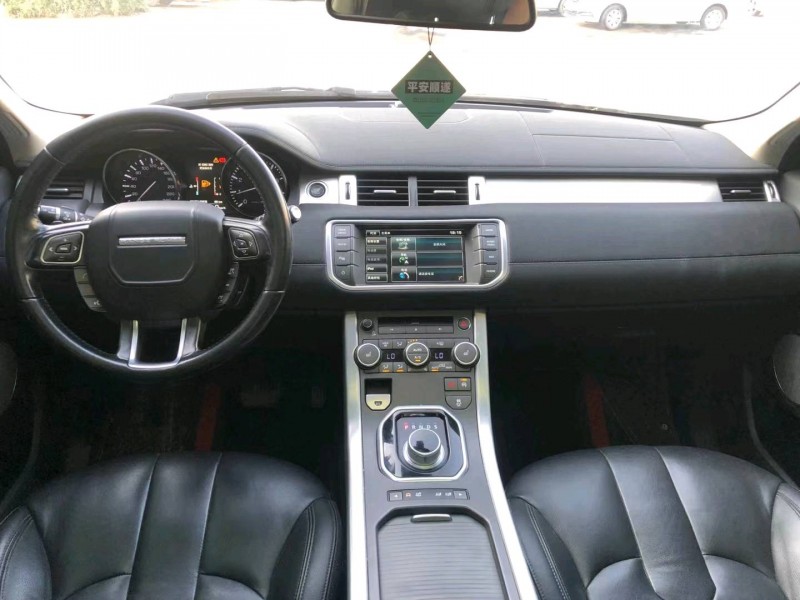 保定15年路虎极光5