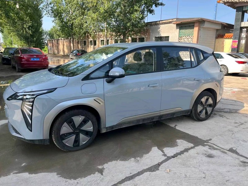 保定23年传祺埃安Y2