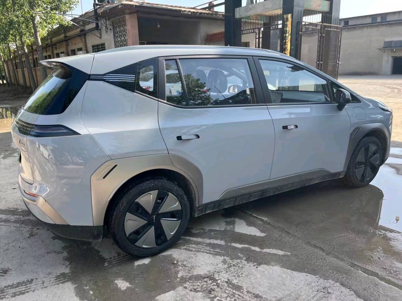 保定23年传祺埃安Y4