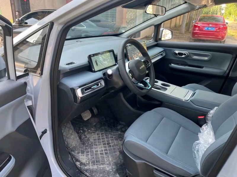 保定23年传祺埃安Y7