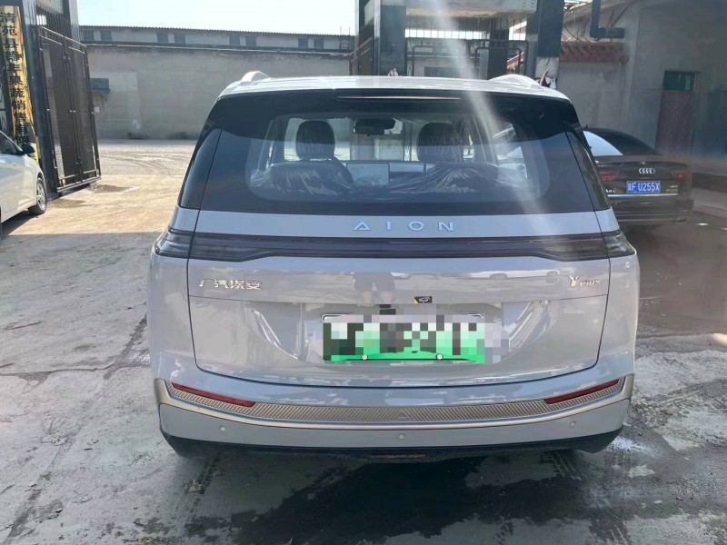 保定23年传祺埃安Y9