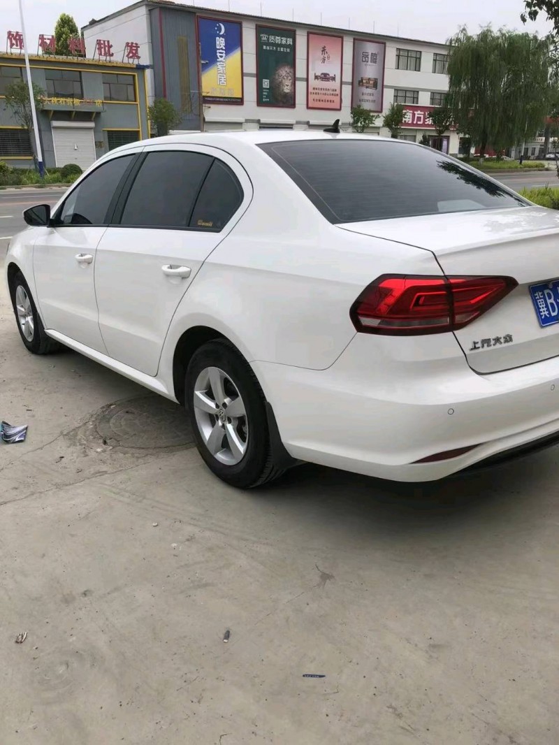 保定20年大众朗逸8