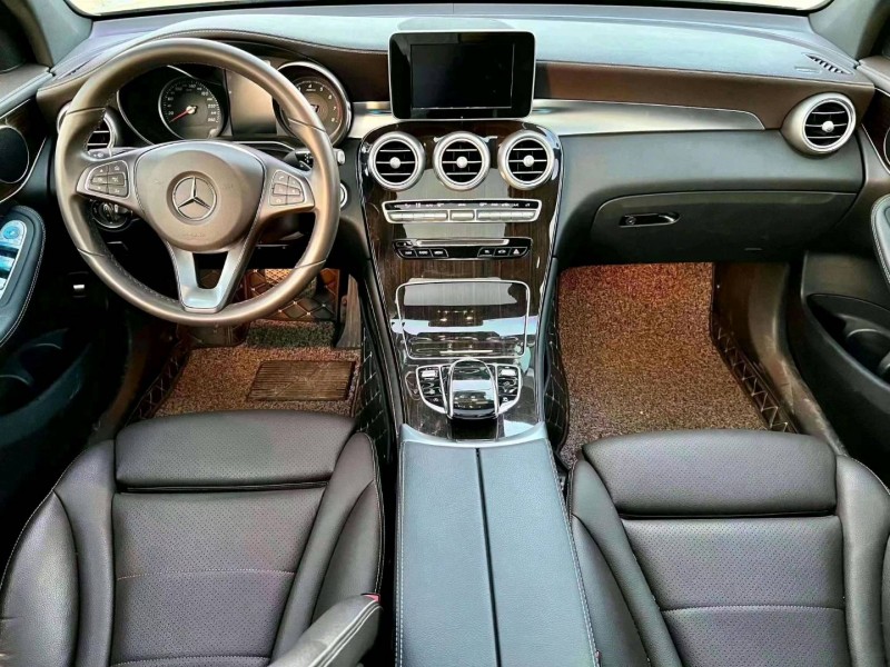 青岛18年奔驰GLC8