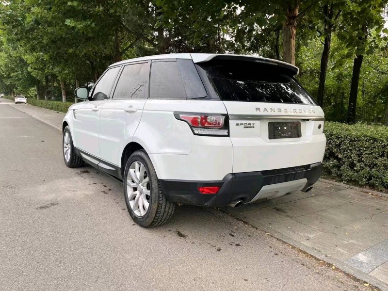 枣庄17年路虎揽胜运动5