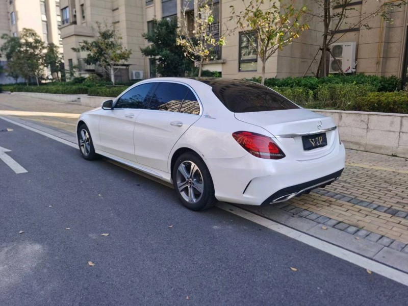 苏州19年奔驰C7