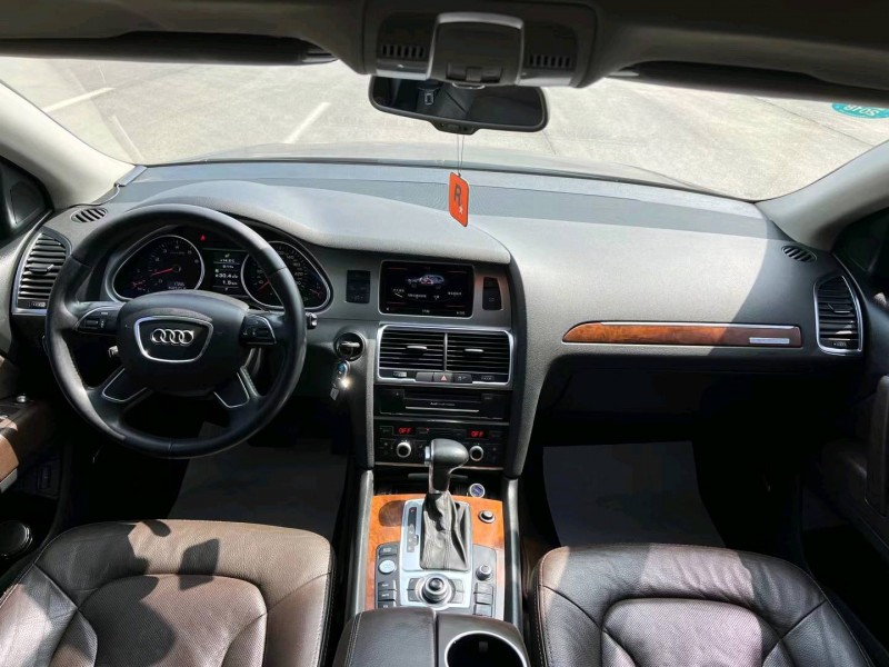 運城13年奧迪Q76