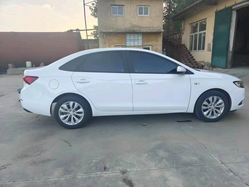 邢台21年别克英朗2